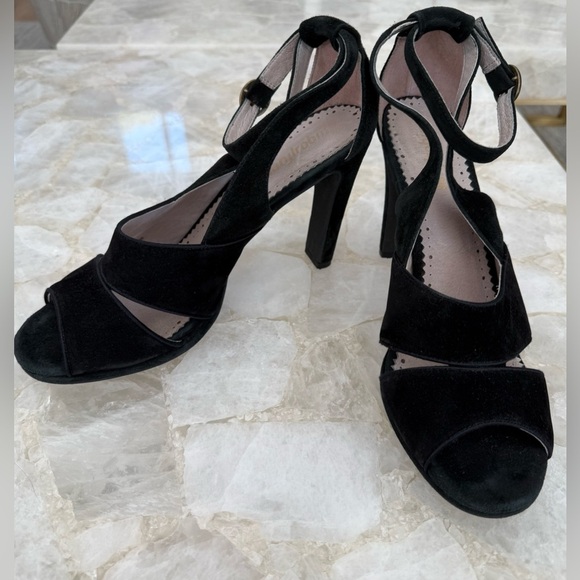 ANTHROPOLOGIE Farylrobin ‘Finella’ Velvet Sandals - Picture 6 of 16